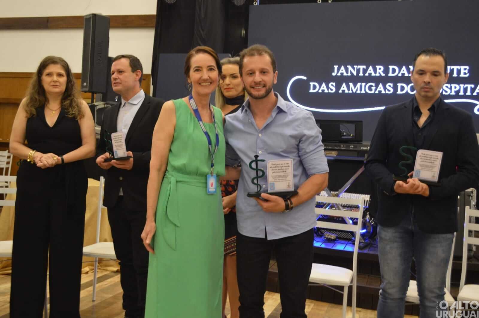 Jantar-dançante das Amigas do Hospital é realizado em Seberi