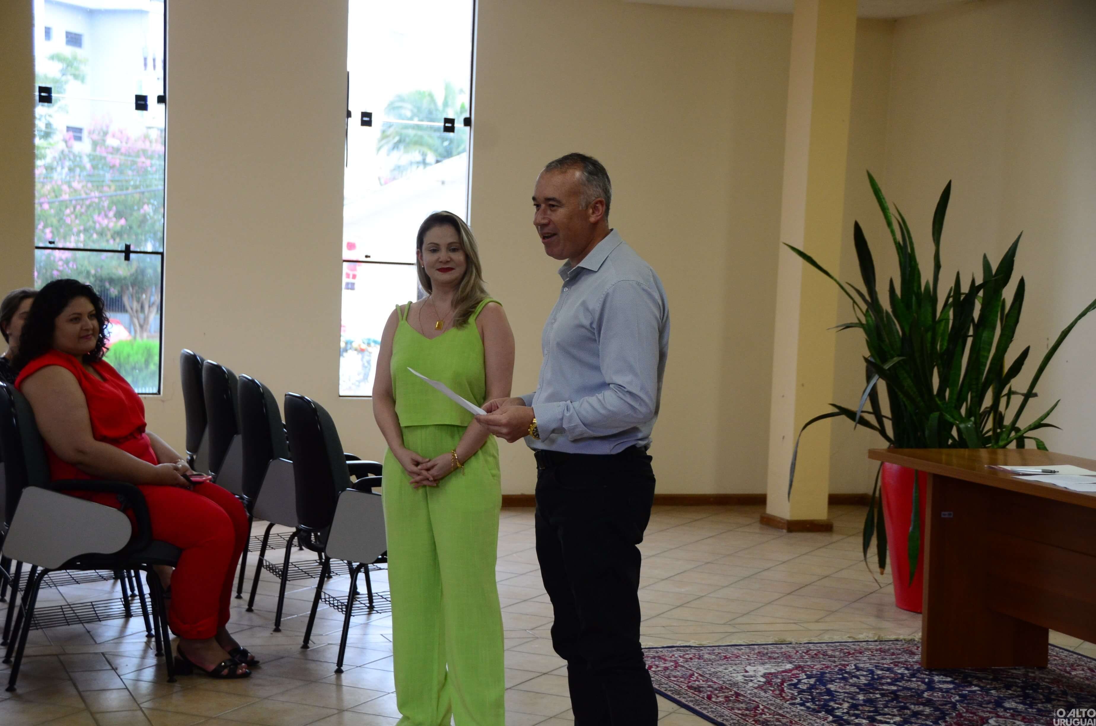 Nova diretoria da Subseção de FW da OAB assina termo de posse