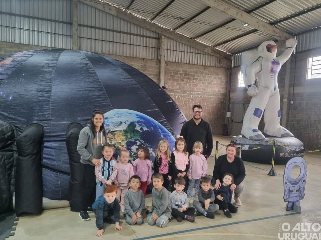 Vista Alegre recebe planetário itinerante