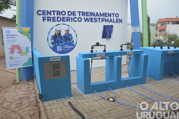 Corsan inaugura Centro de Treinamentos em FW para qualificar serviços de água