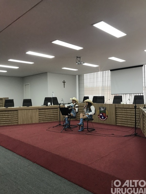 Programação marca o início do ano legislativo em FW