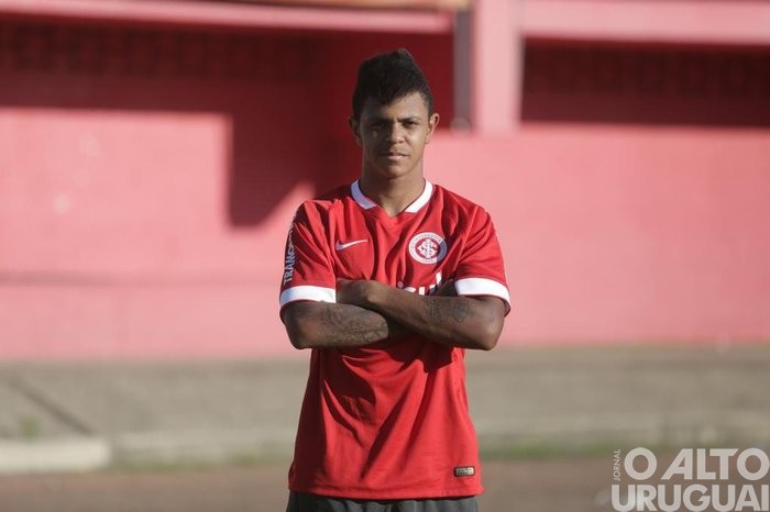 União Frederiquense anuncia a contratação de Yan Petter