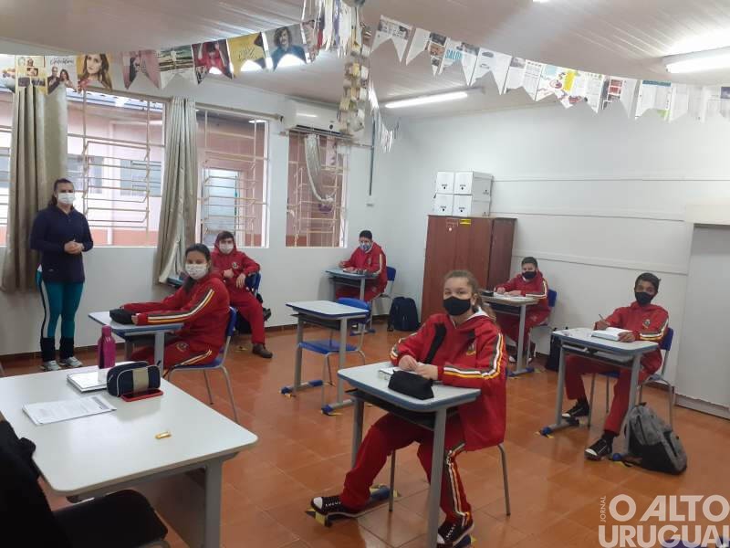 Pinhal: educação fiscal é trabalhada na escola Linha Alto Paraíso