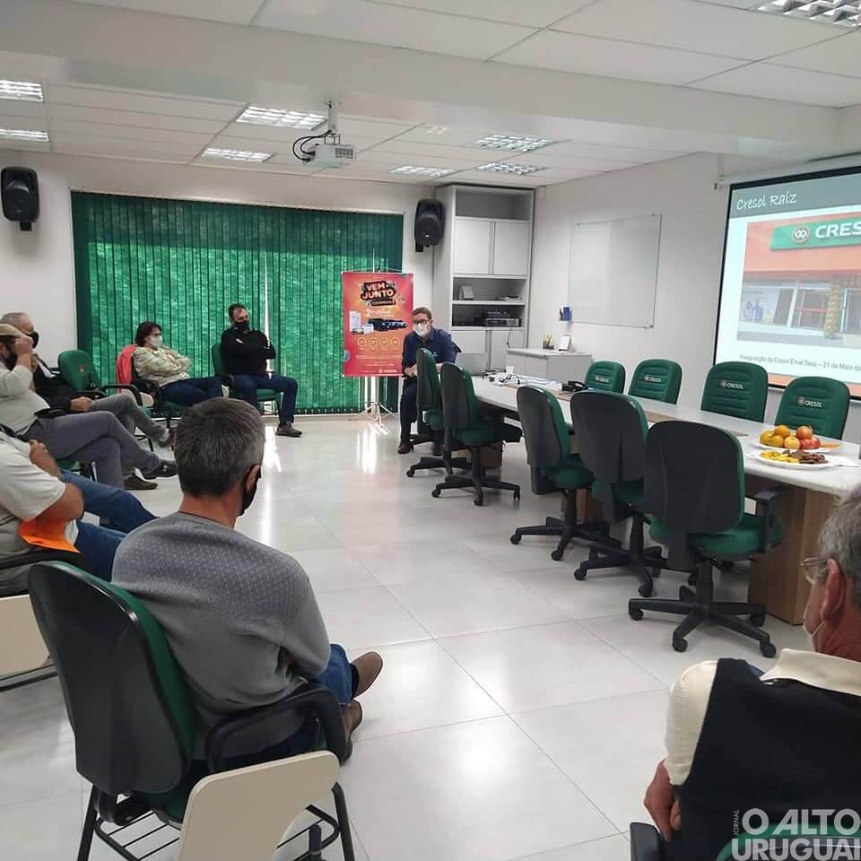 Cresol Raiz realiza primeira reunião do Conselho Consultivo