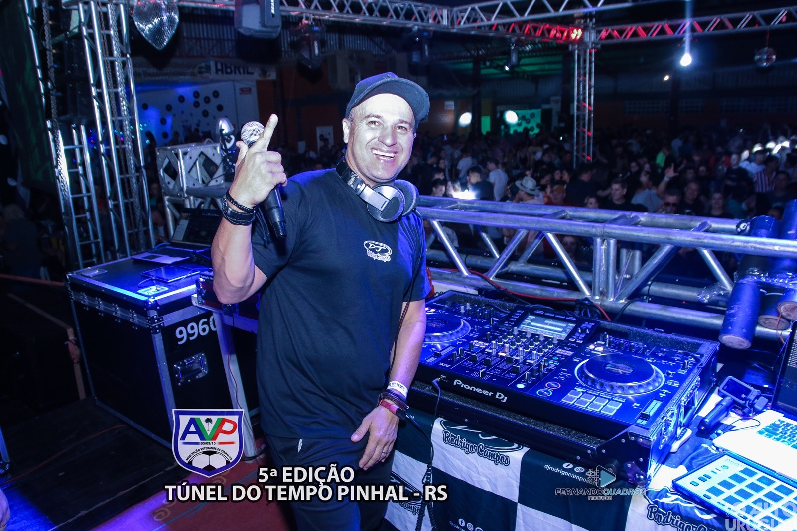 Túnel do Tempo reúne mais de 1,6 mil pessoas em Pinhal