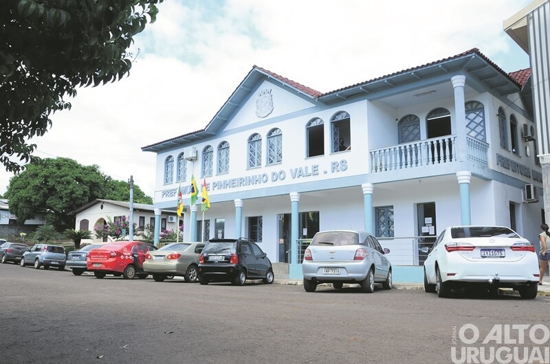 Prefeitura de Pinheirinho do Vale suspende atendimento externo em razão do aumento de casos de Covid-19