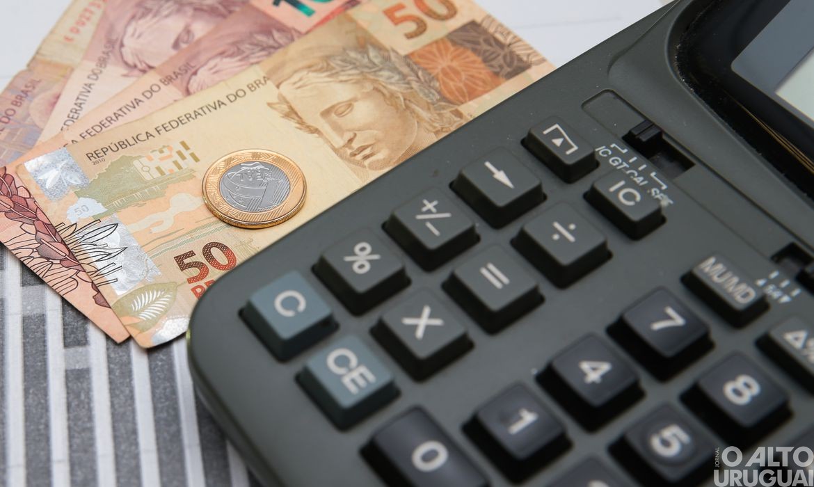 Com alta de 4,9% em outubro, arrecadação federal segue recorde em 2021