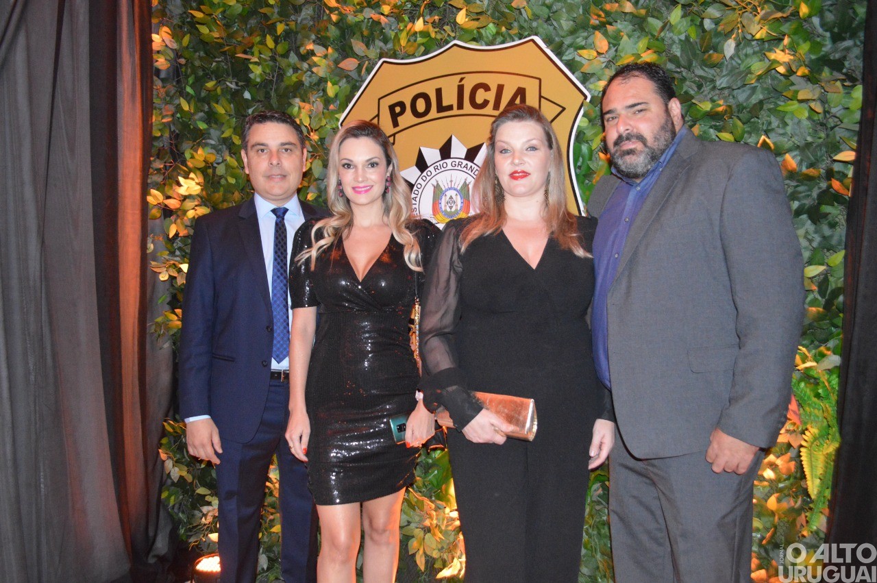 Baile Golden Night da 14ª DRPI homenageia parceiros da Polícia Civil na região