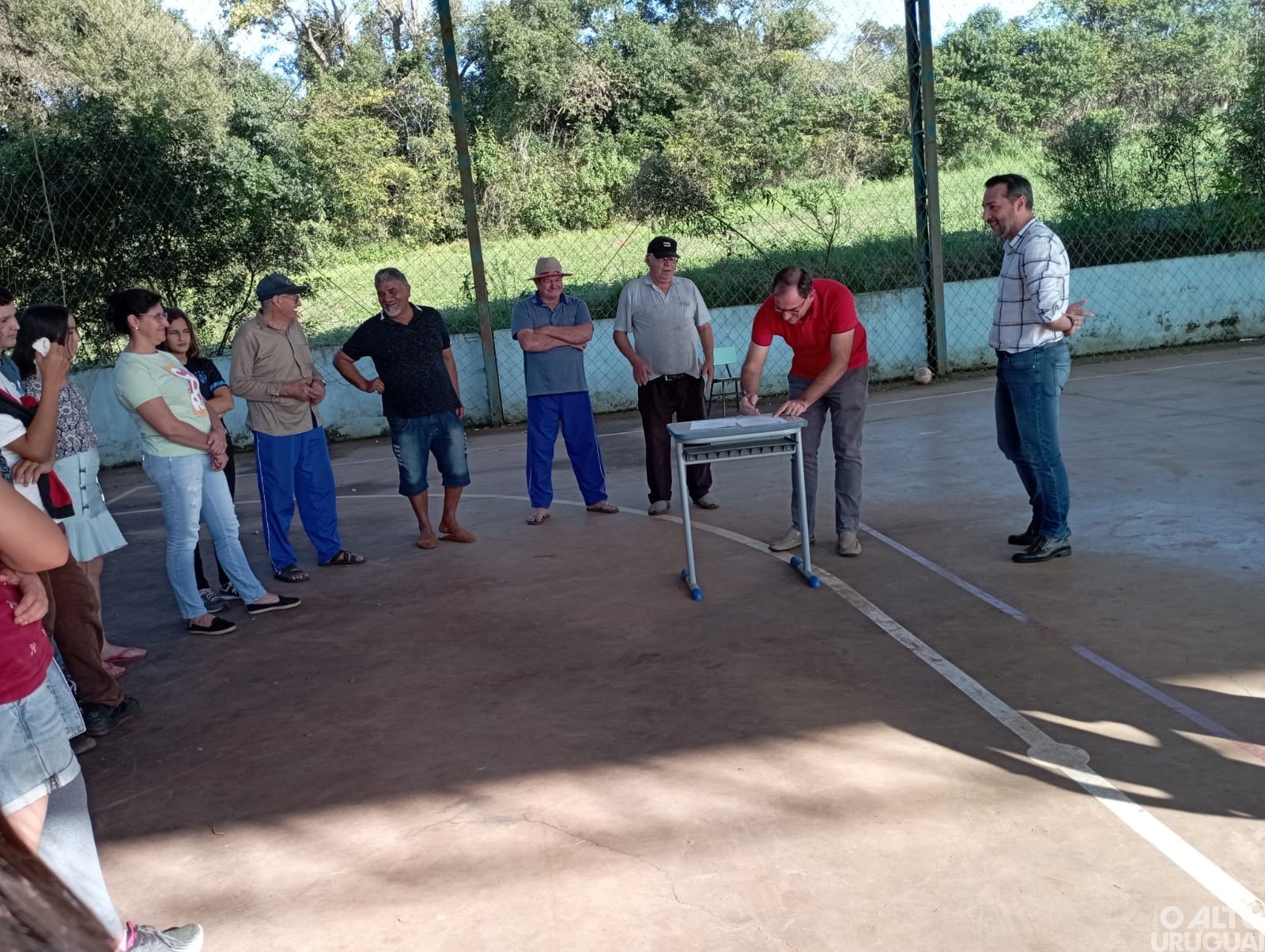 Cerro Grande: assinada ordem de início das obras na quadra da Escola Getúlio Vargas