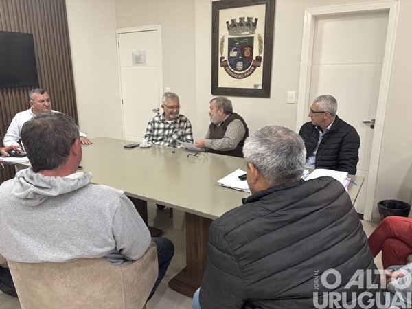 Deputado Luiz Carlos Busato visita FW e repassa emenda de R$ 330 mil ao município