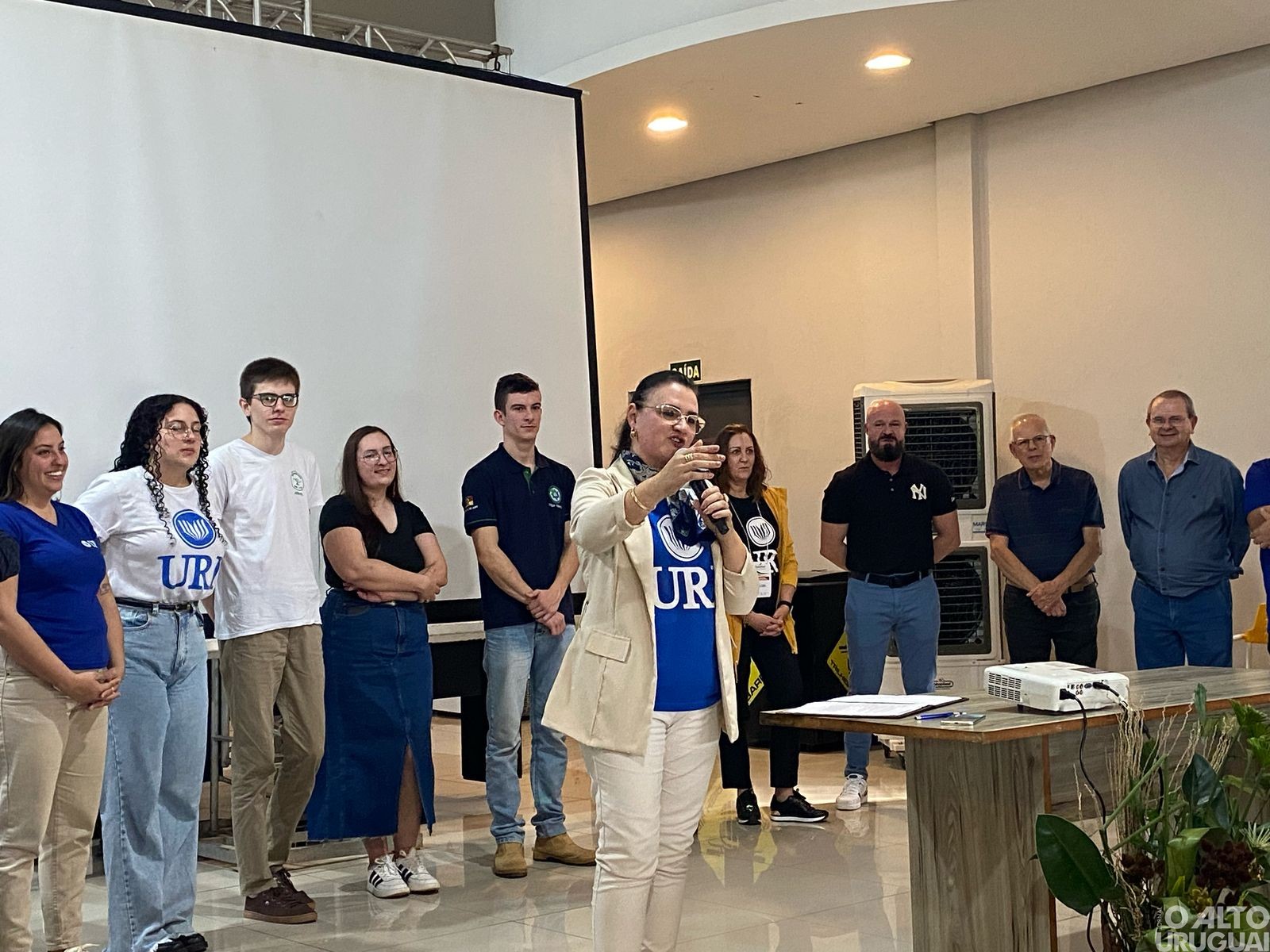 URI/FW lança o calendário comemorativo dos 33 anos da instituição