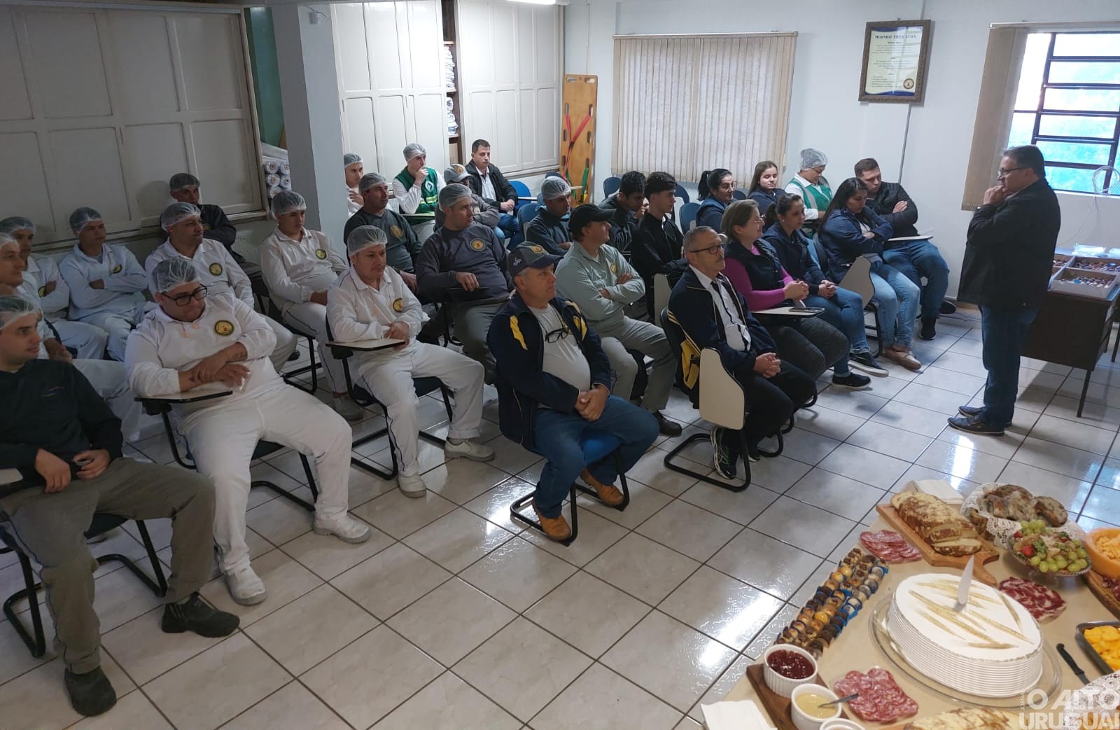 Moinho Tres celebra 80 anos com café da manhã especial para colaboradores