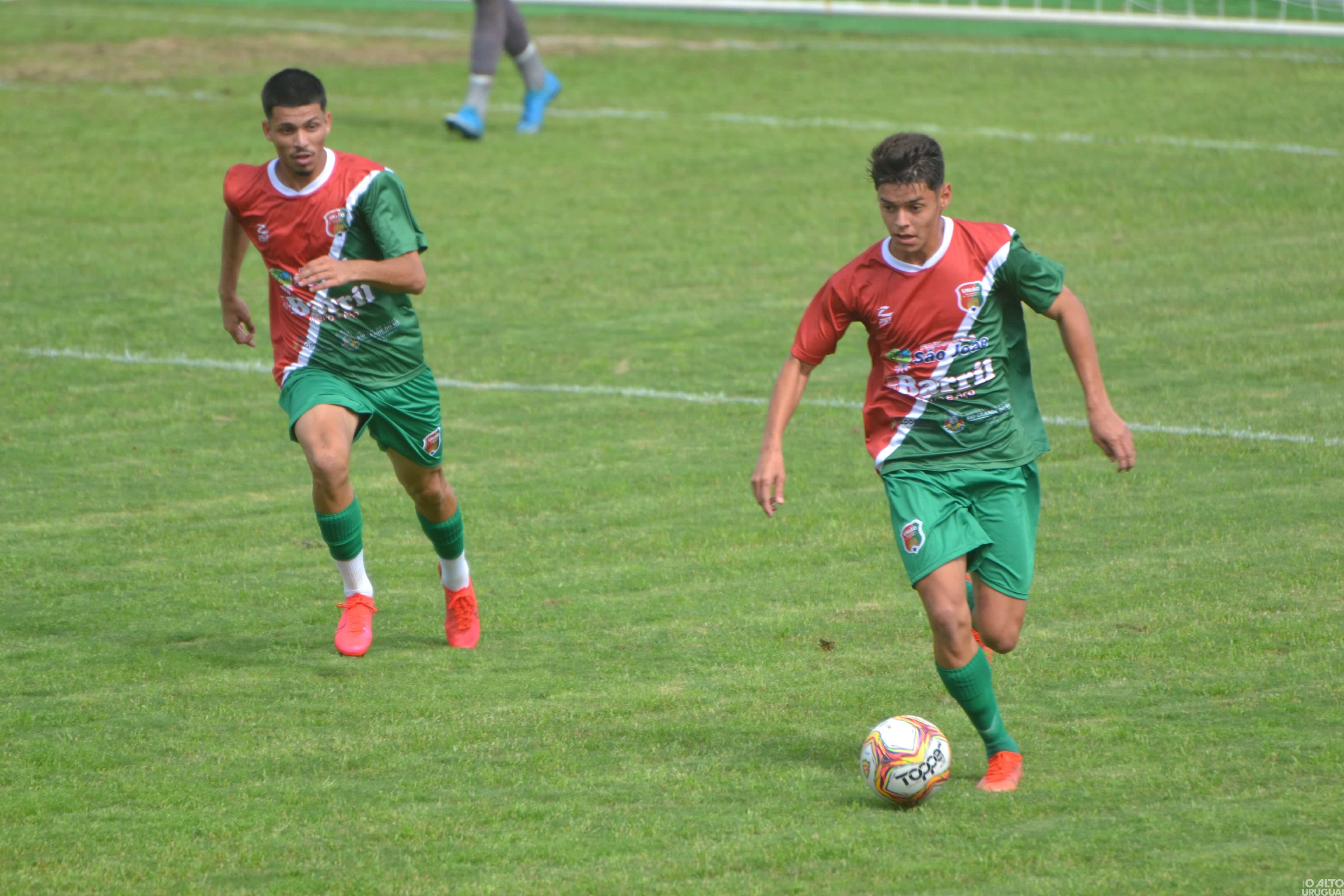 Em jogo de seis gols, Sub-20 do União-FW empata na Arena