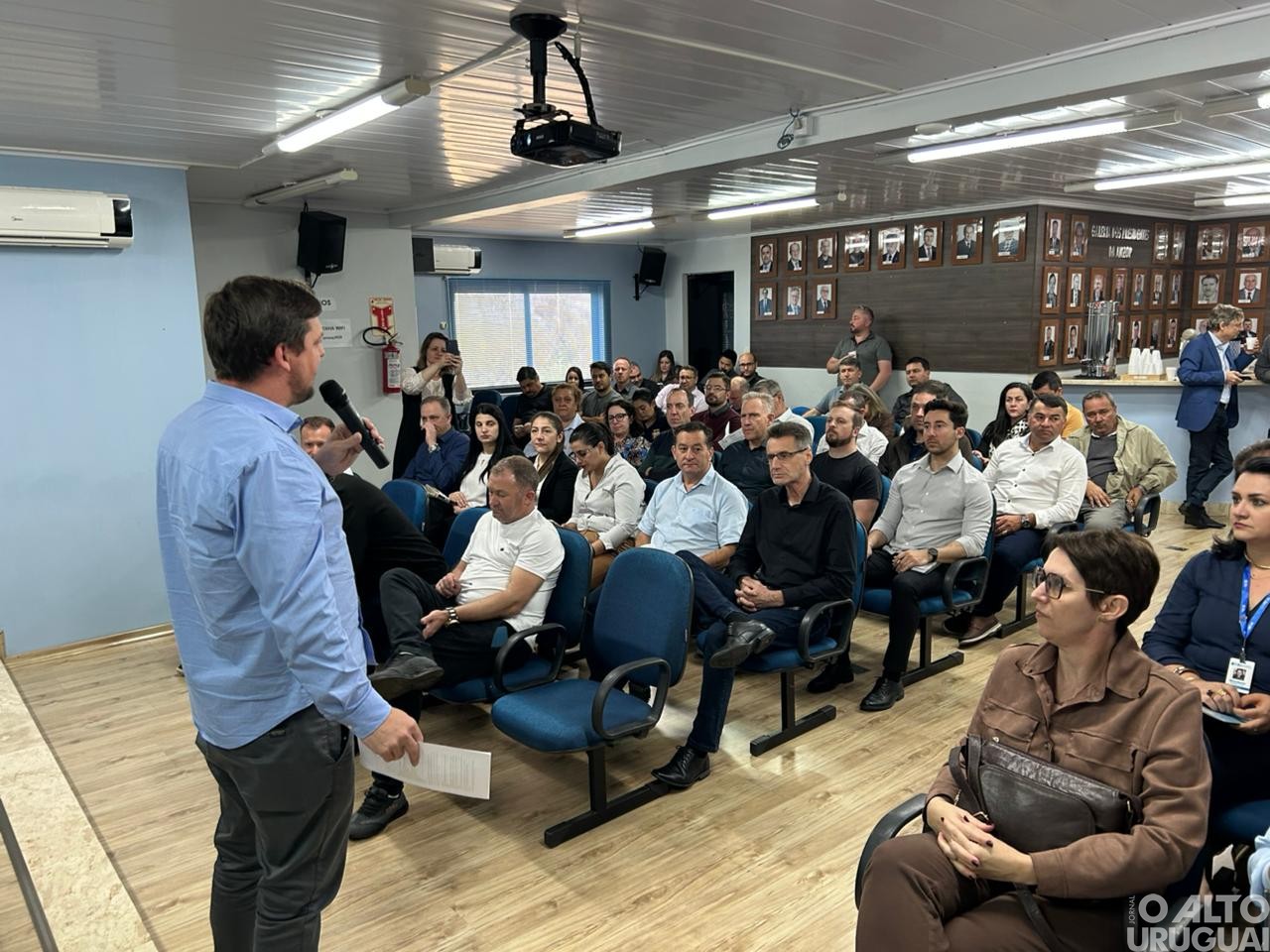 Amzop e URI-FW apresentam estratégias para fortalecimento regional