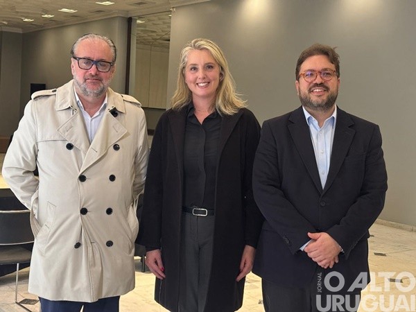 Encontro entre ADI Multimídia e Cremers debate aproximação entre as entidades