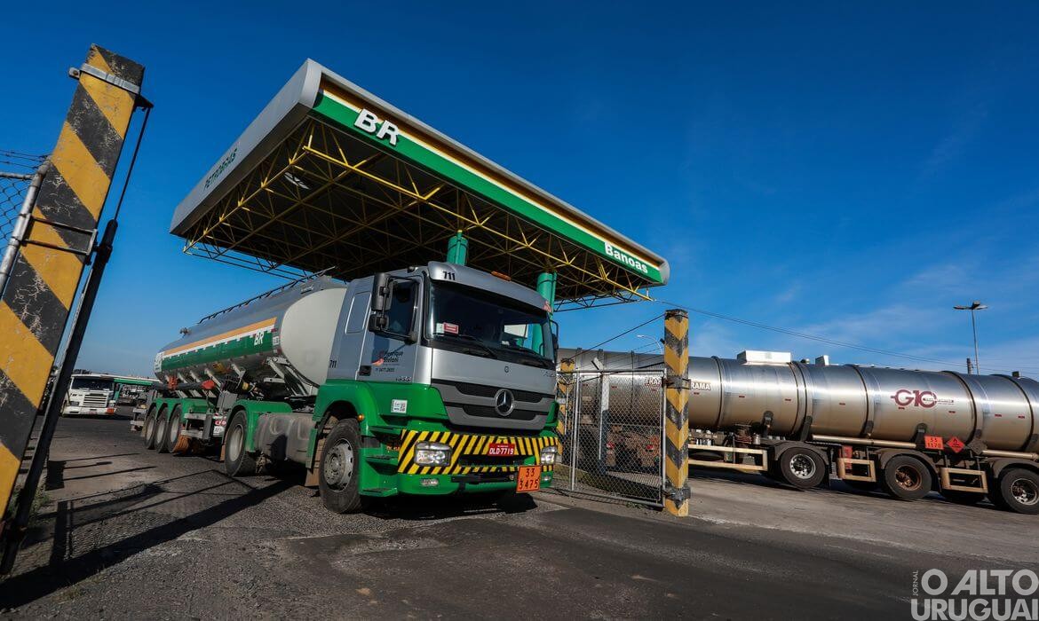 Petrobras anuncia novo aumento da gasolina e do diesel nas refinarias