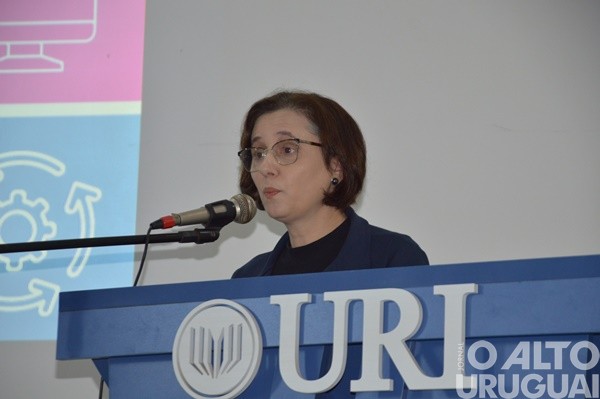 Frederico Westphalen debate excelência e avaliação no ensino público