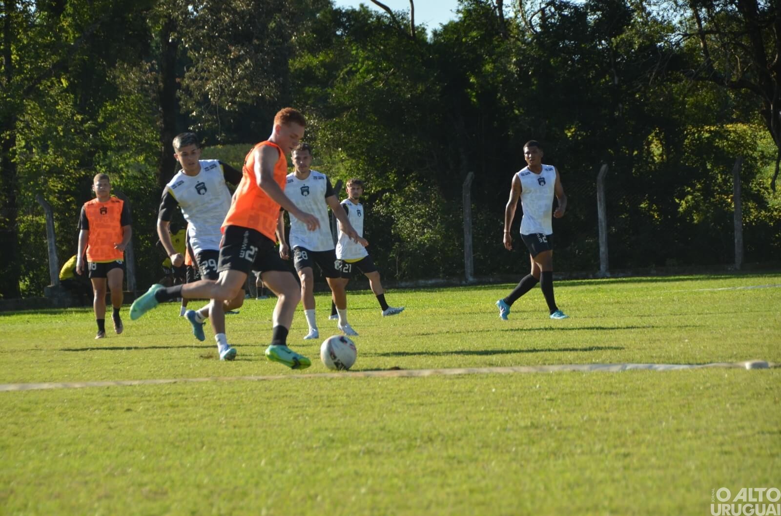 Grupo Chiru e O Alto Uruguai formam pool de comunicação para transmissão dos jogos do União-FW