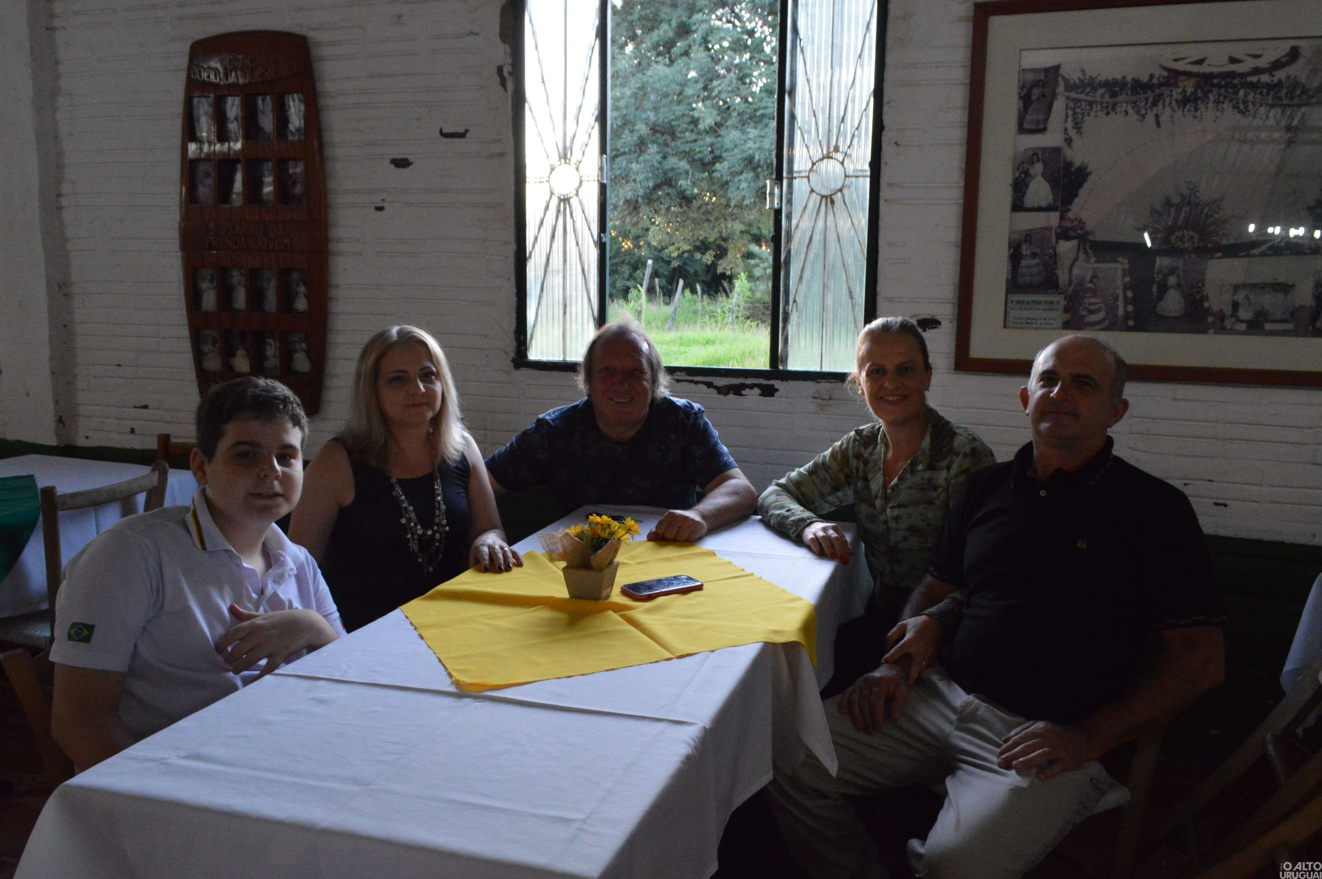 Diego Bertoletti da Rocha toma posse como patrão do CTG Rodeio da Querência