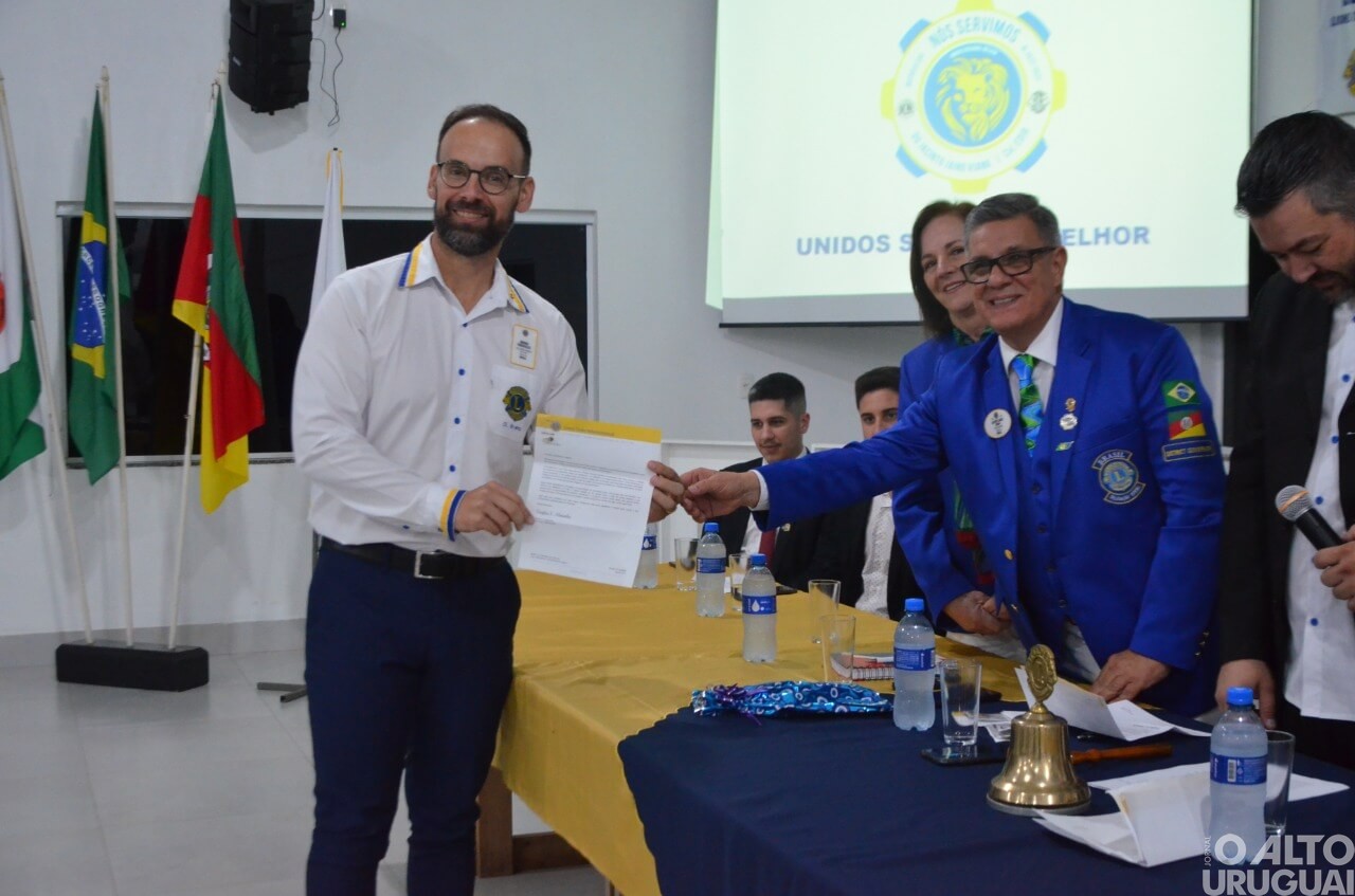 Lions Clube de FW dá posse a sua nova diretoria