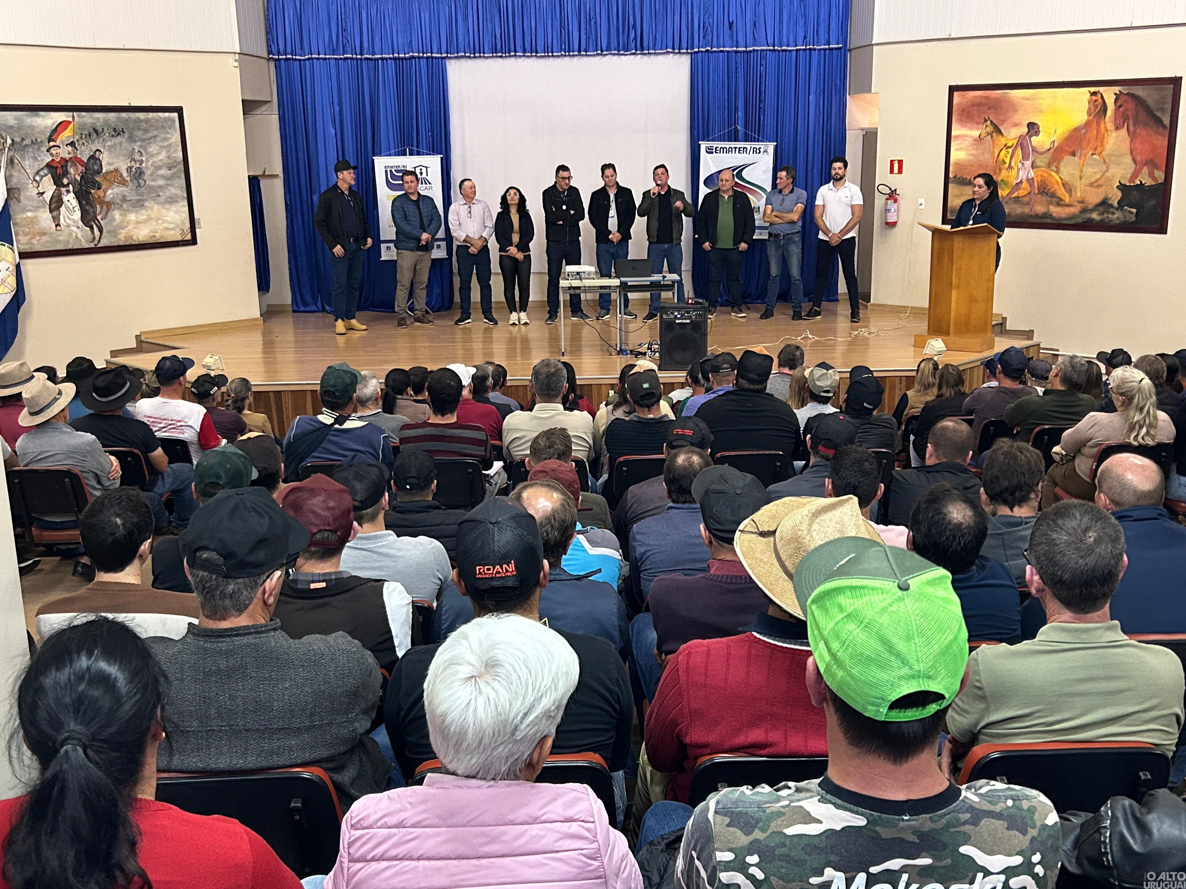 Reunião com produtores apresenta Operação Terra Forte em Seberi