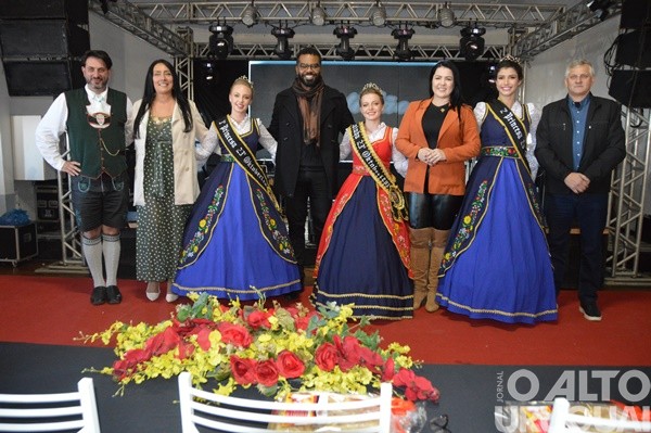 Corte da 24ª Oktoberfest é escolhida em Alpestre