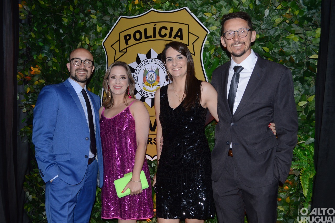 Baile Golden Night da 14ª DRPI homenageia parceiros da Polícia Civil na região
