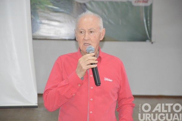 Evento realizado pela Creluz em Pinhal marca o Dia da Árvore