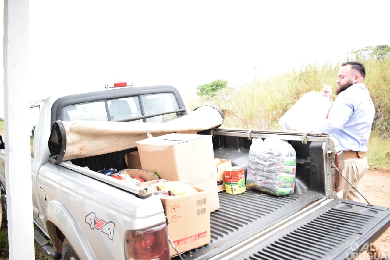 DTG Vaqueano Blau Nunes entrega alimentos a entidades de FW