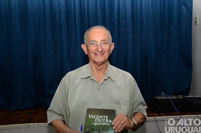 Wilson Ferigollo lança livro sobre resgate histórico de Vicente Dutra