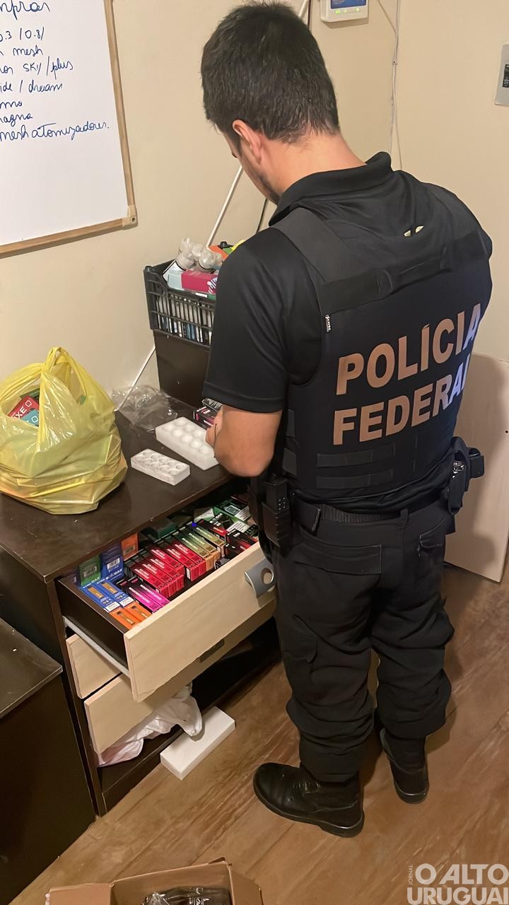 PF deflagra operação de combate ao contrabando de cigarros eletrônicos