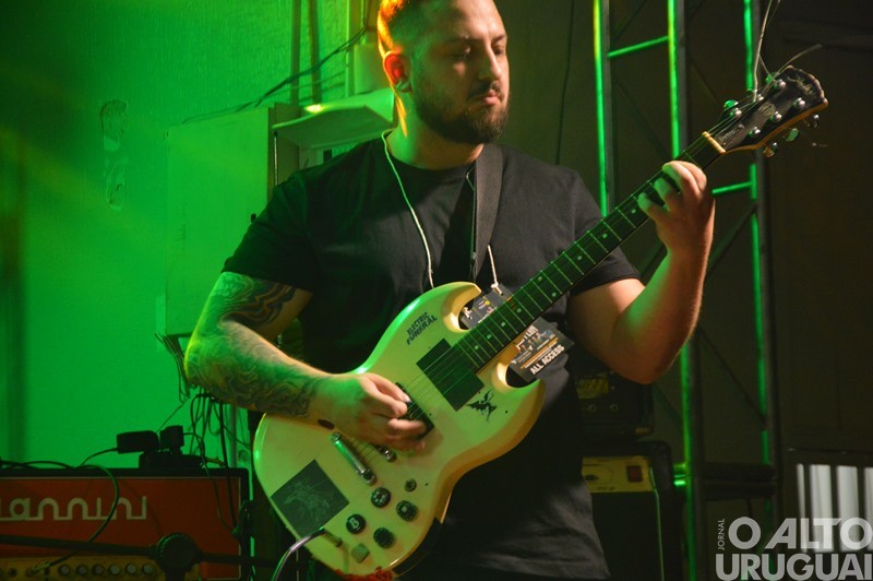 Na Mira do Rock agita a noite deste sábado em FW