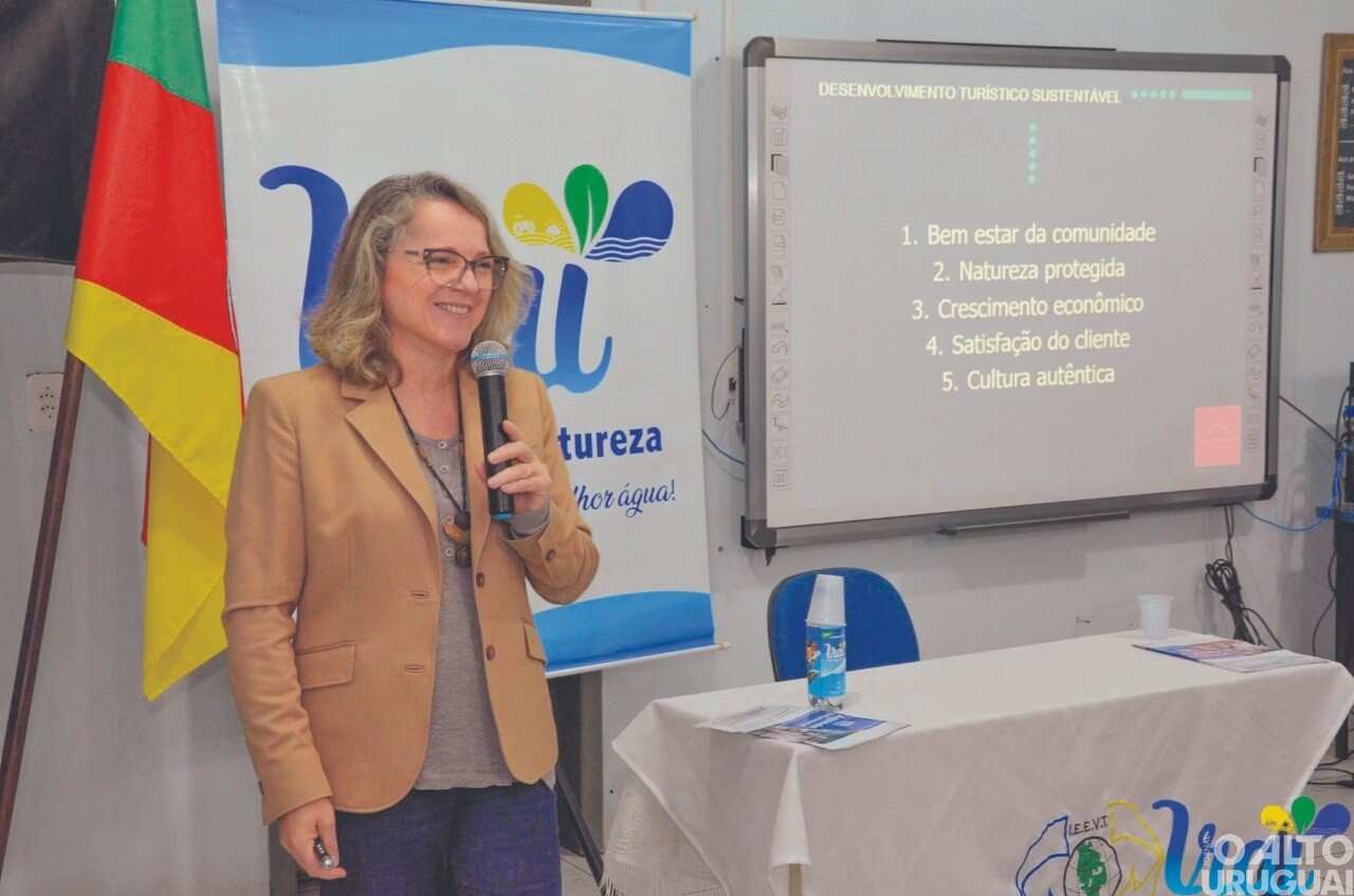 Empresários de Iraí participam de palestra sobre comportamento