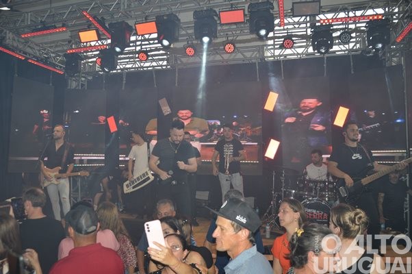 Festa do São Miguel do Braga reúne centenas de pessoas