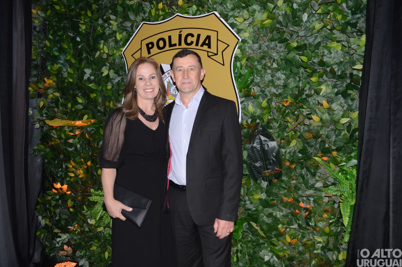 Baile Golden Night da 14ª DRPI homenageia parceiros da Polícia Civil na região