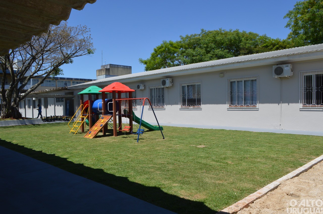 Escola Básica da URI/FW é reinaugurada