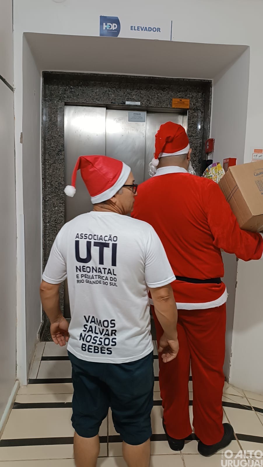 Natal Solidário da AUNP-RS leva alegria a crianças internadas em Frederico Westphalen e Seberi