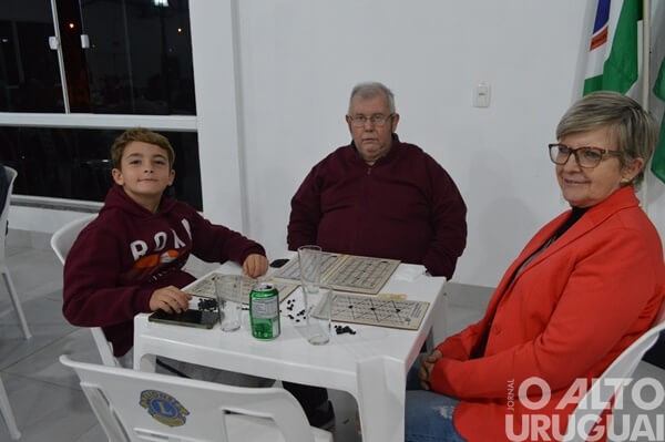 Lions realiza Jantar-Bingo em FW