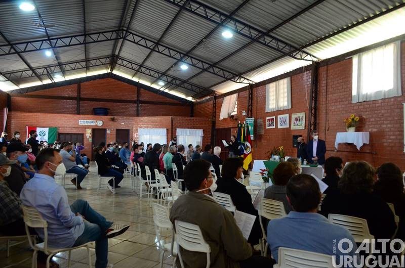 Edson Brum apresenta painel econômico em Pinheirinho do Vale