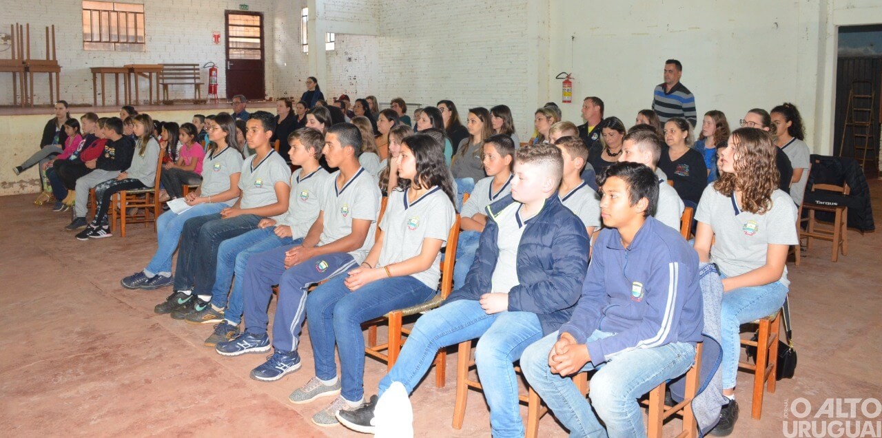 Erval Seco passa a contar com a Cooperativa Escolar ‘Cooper Arco-Íris’