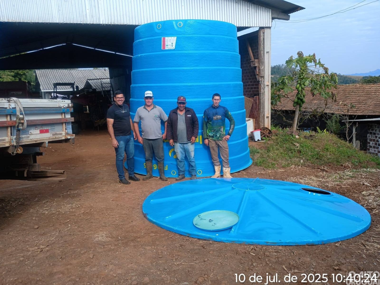 Secretaria de Agricultura entrega novas caixas d’água