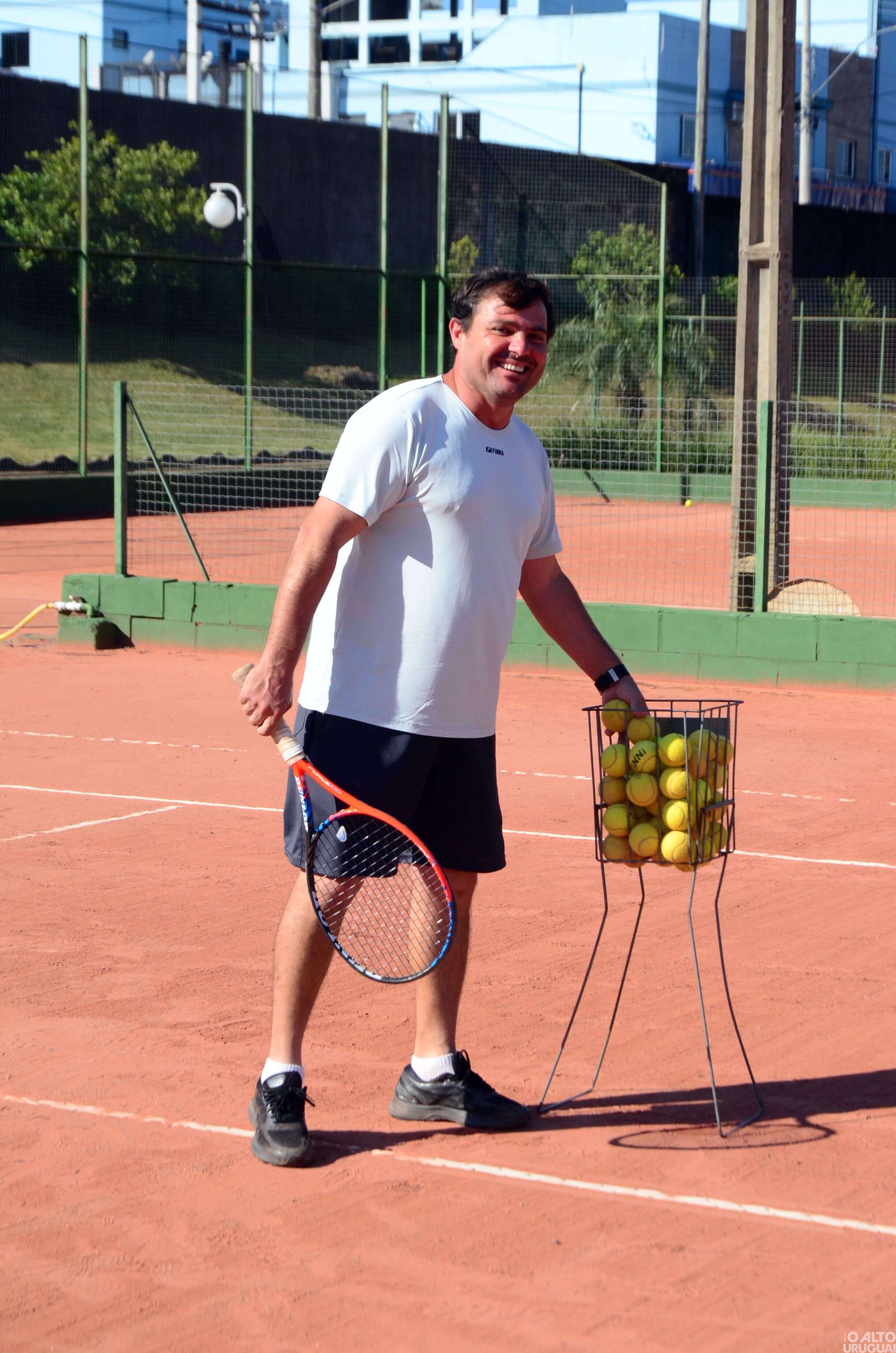 Olímpicos: uma vida de sonhos divididos em quadra