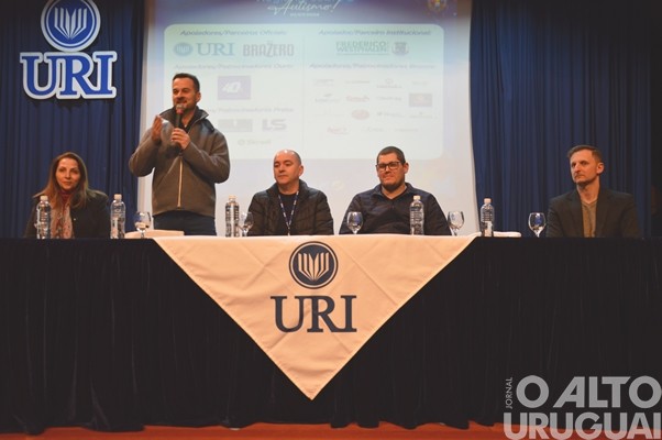 Seminário sobre o Autismo reúne mais de 300 pessoas em FW