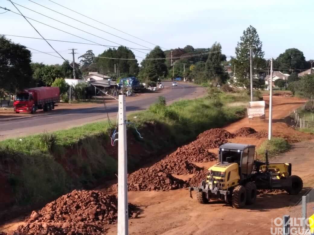 FW: distrito de Osvaldo Cruz recebe pavimentação