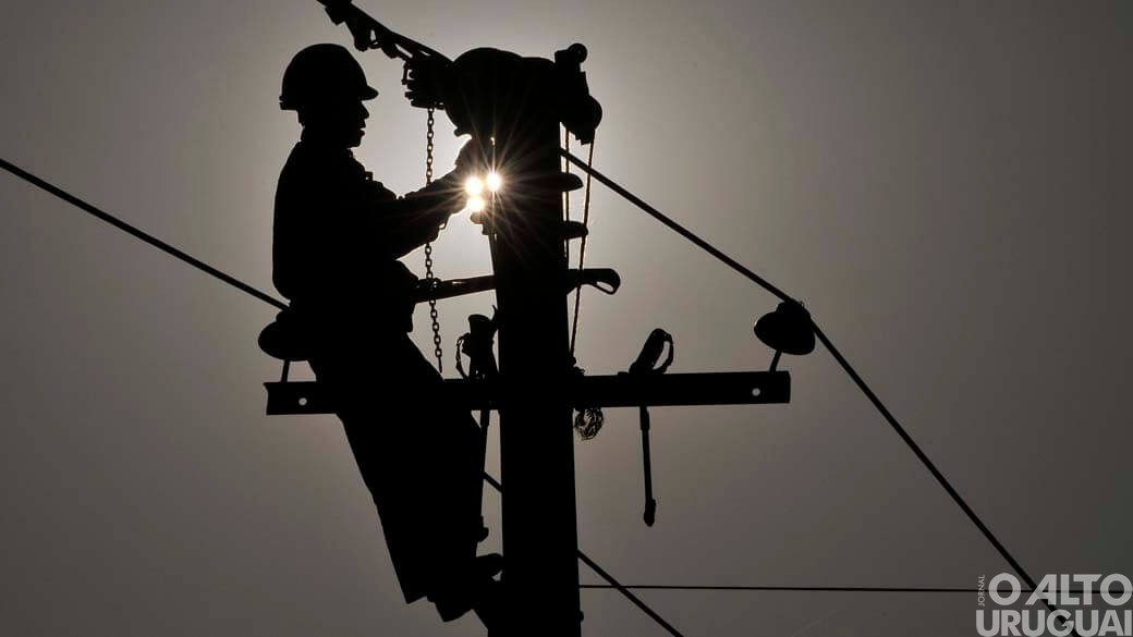 Aneel prorroga proibição de corte de luz por inadimplência