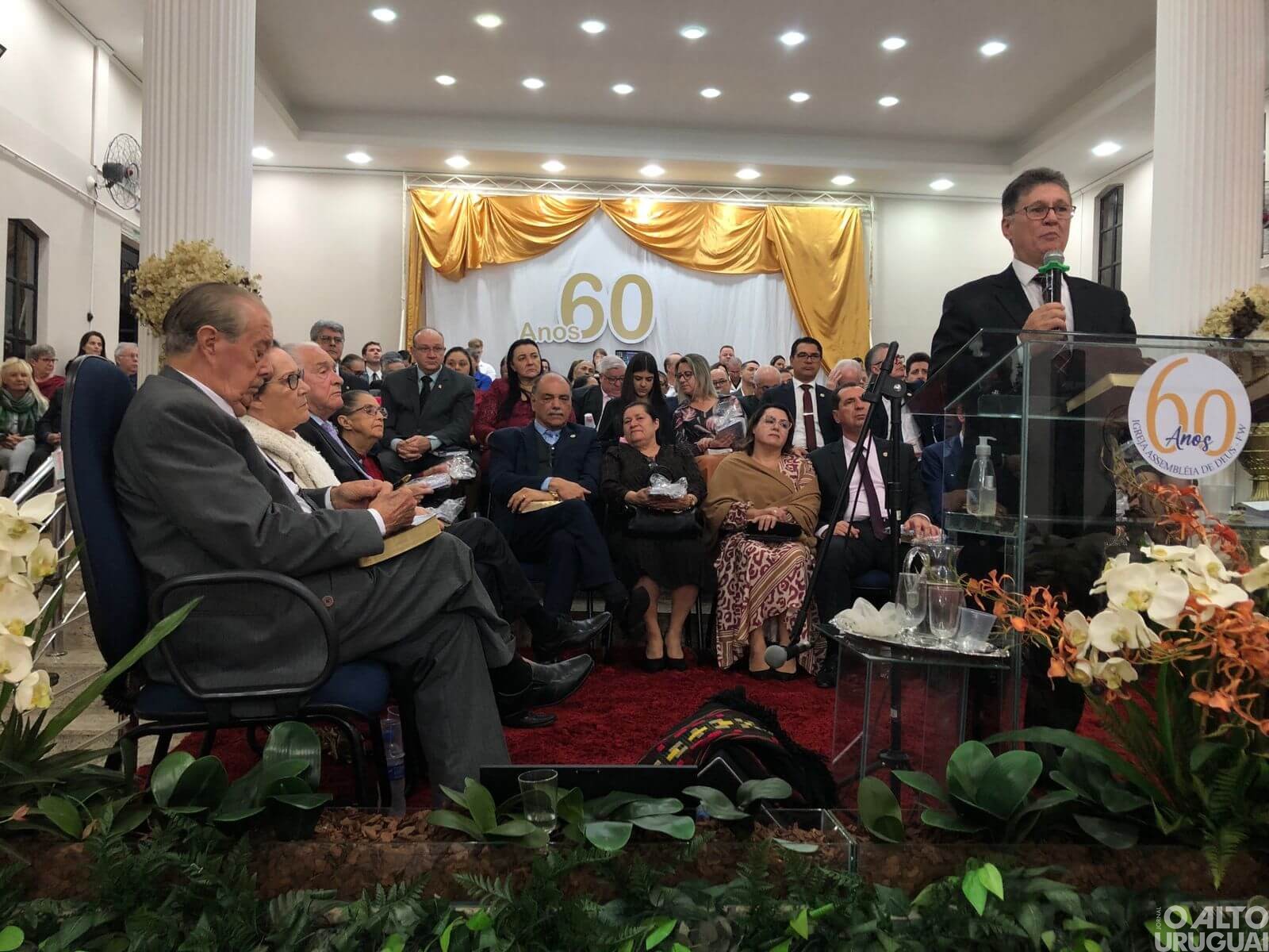 Pastor Pery Brizolla é homenageado em culto