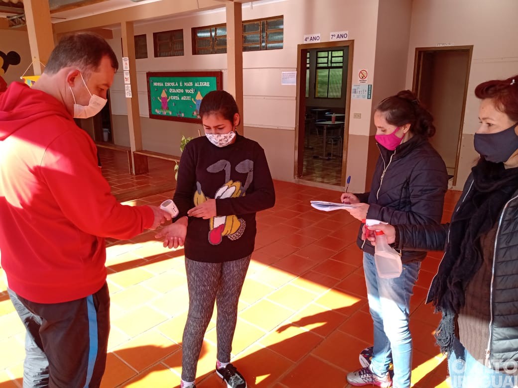 Rede municipal de Vista Alegre retoma atividades presenciais