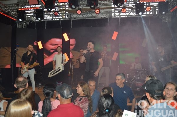 Festa do São Miguel do Braga reúne centenas de pessoas