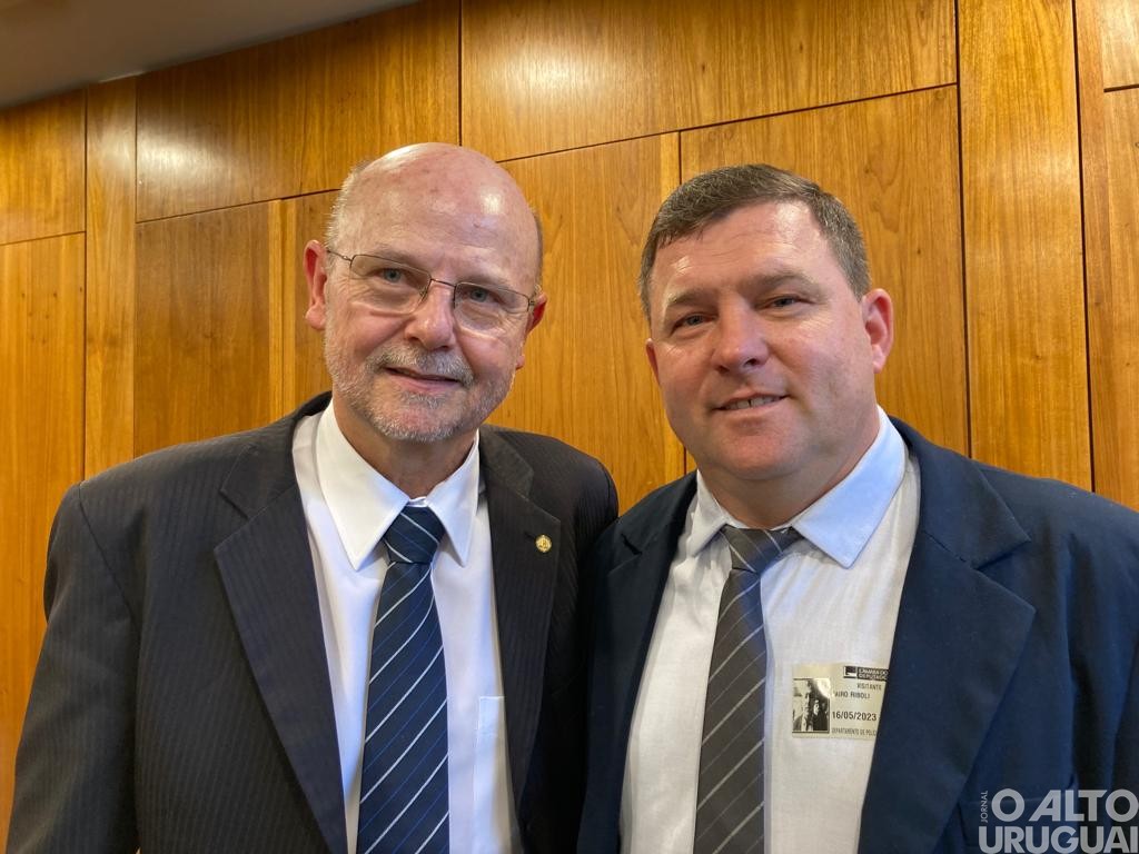 Prefeito de Vista Alegre participa de reuniões em Brasília