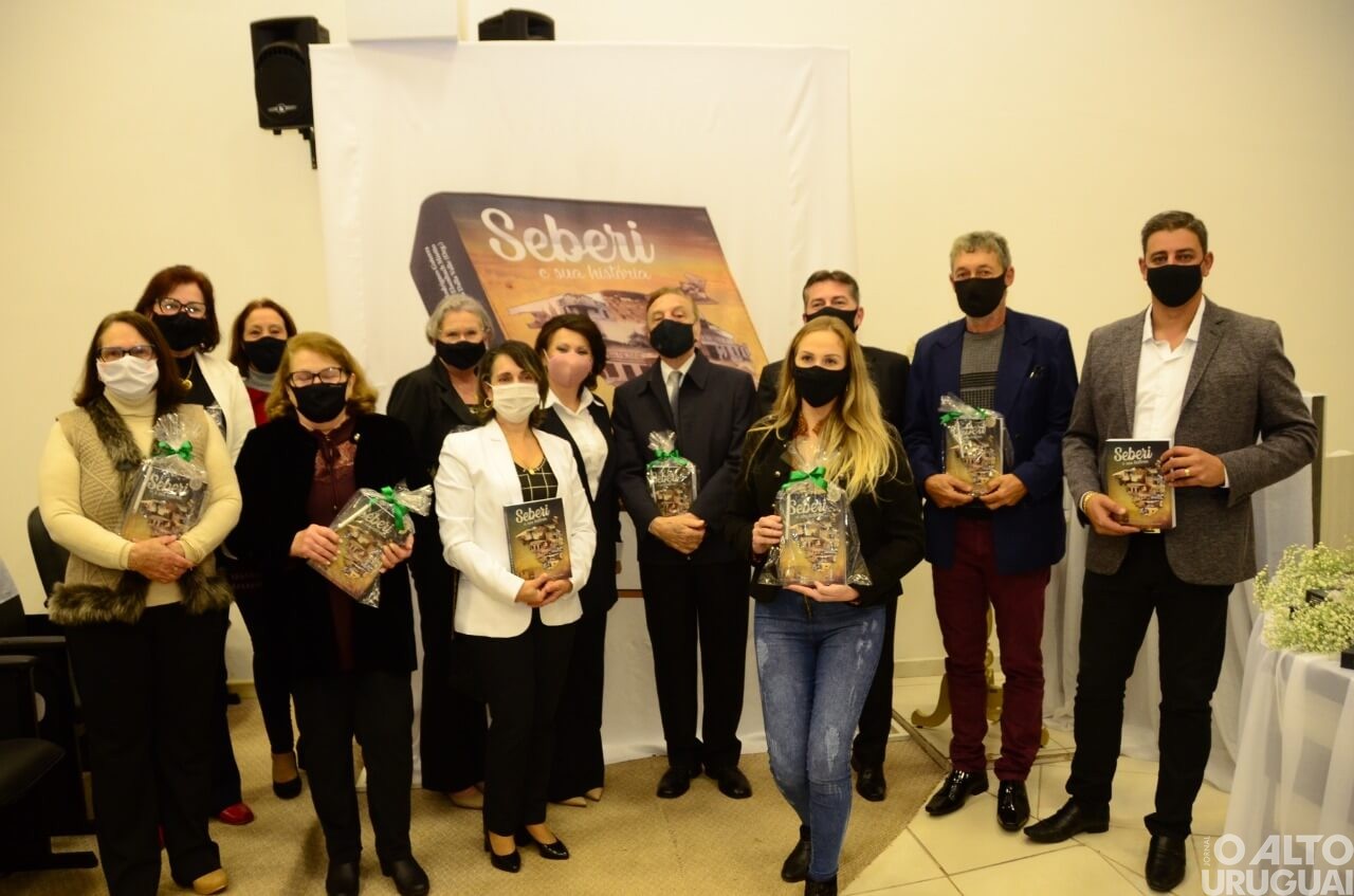 Lançamento de livro marca abertura das festividades dos 62 anos de Seberi
